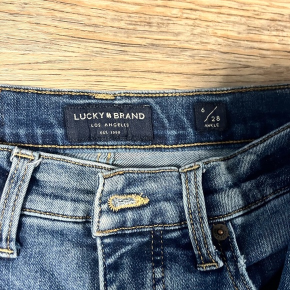 Lucky Brand high rise skinny jeans - Picture 3 of 4
